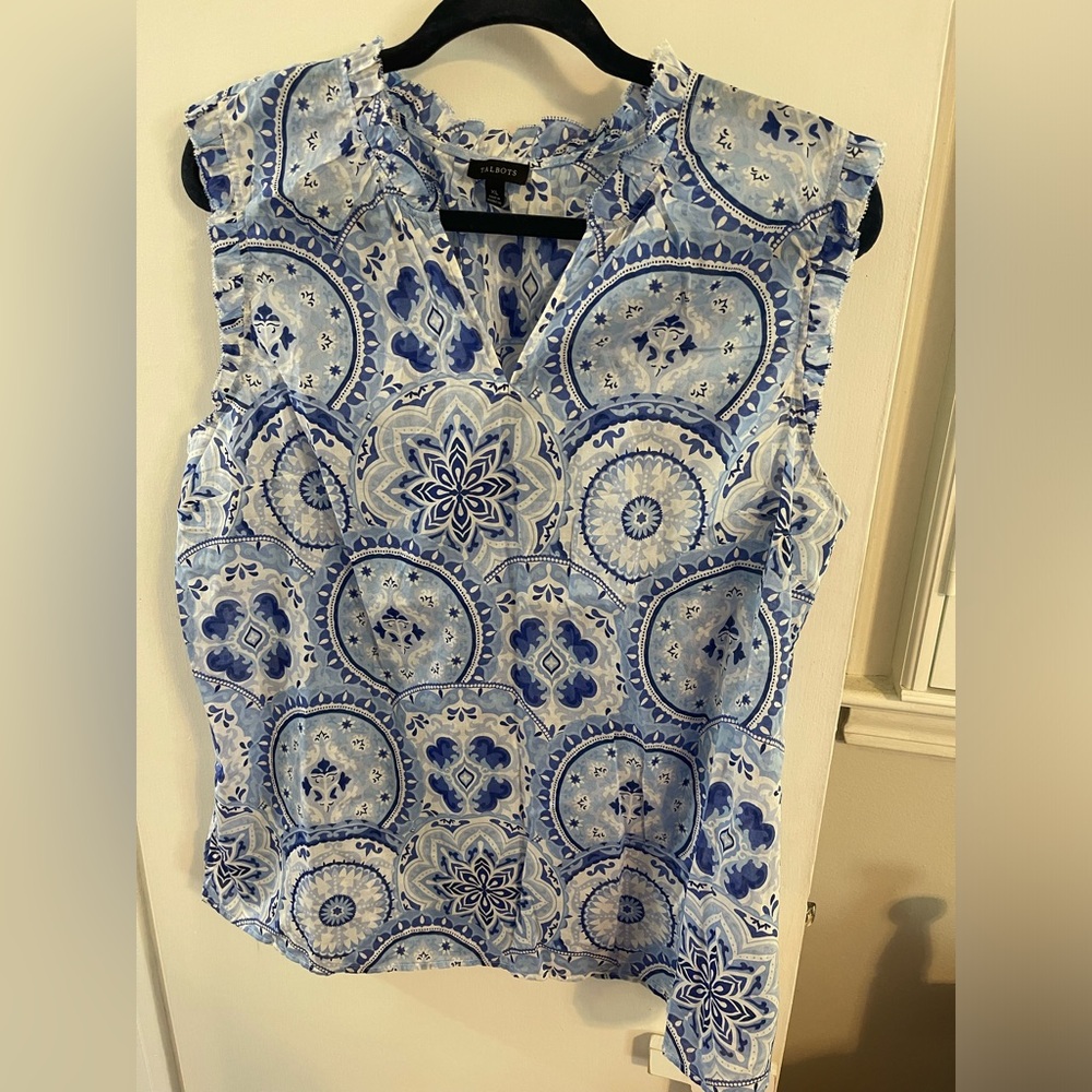Talbots sleeveless cotton blouse. Size XL